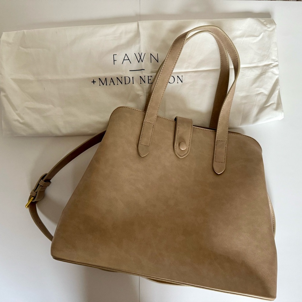 The Fawn + Mandi Nelson
Satchel Diaper Bag - Taupe